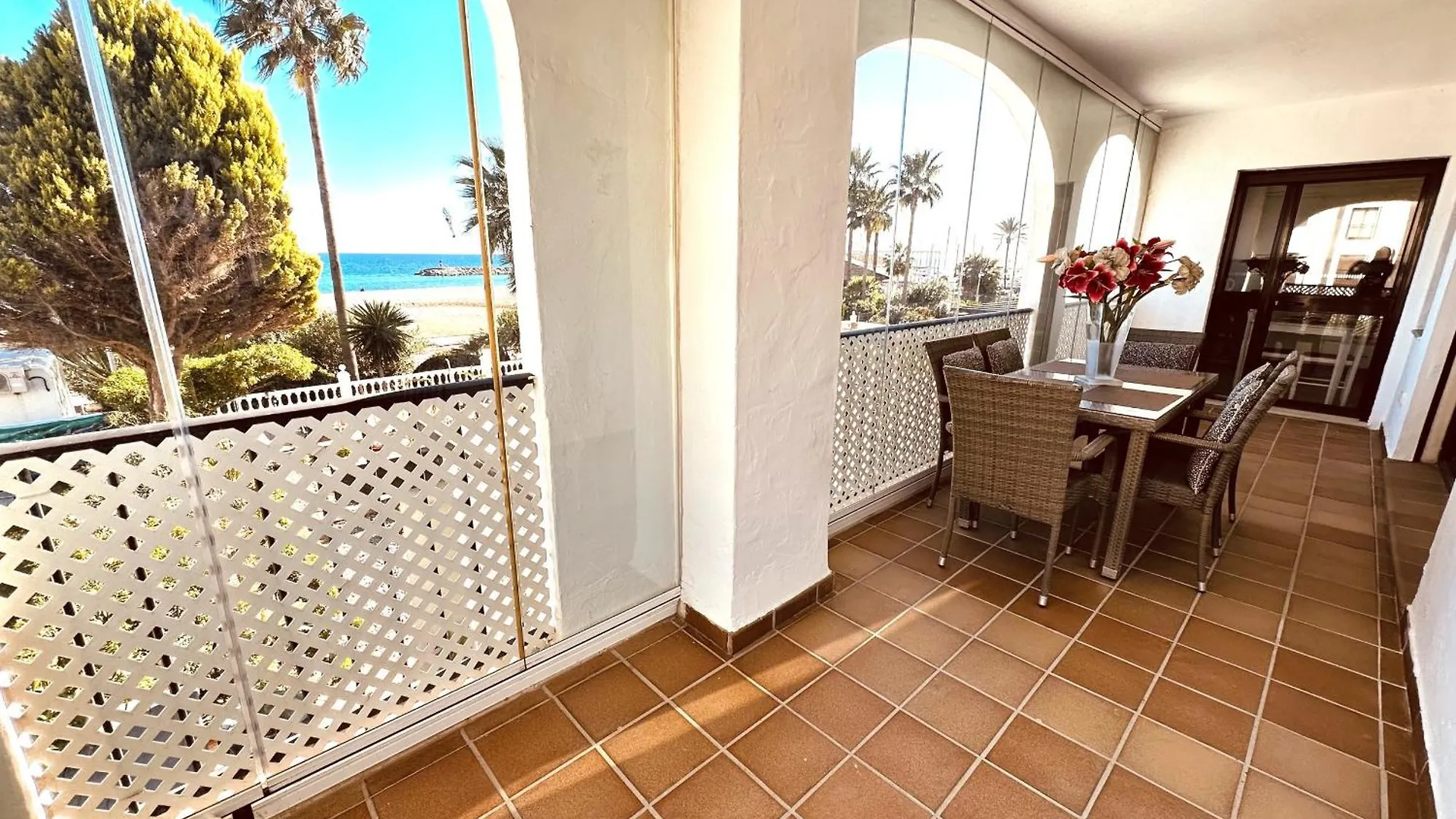 111 Marina Duquesa Apartment Manilva